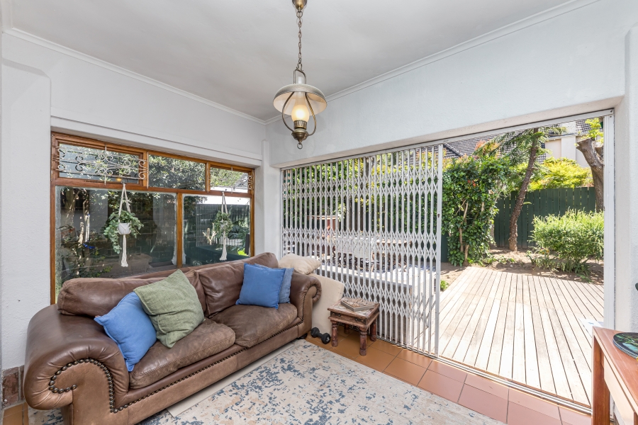 To Let 4 Bedroom Property for Rent in Newlands Western Cape